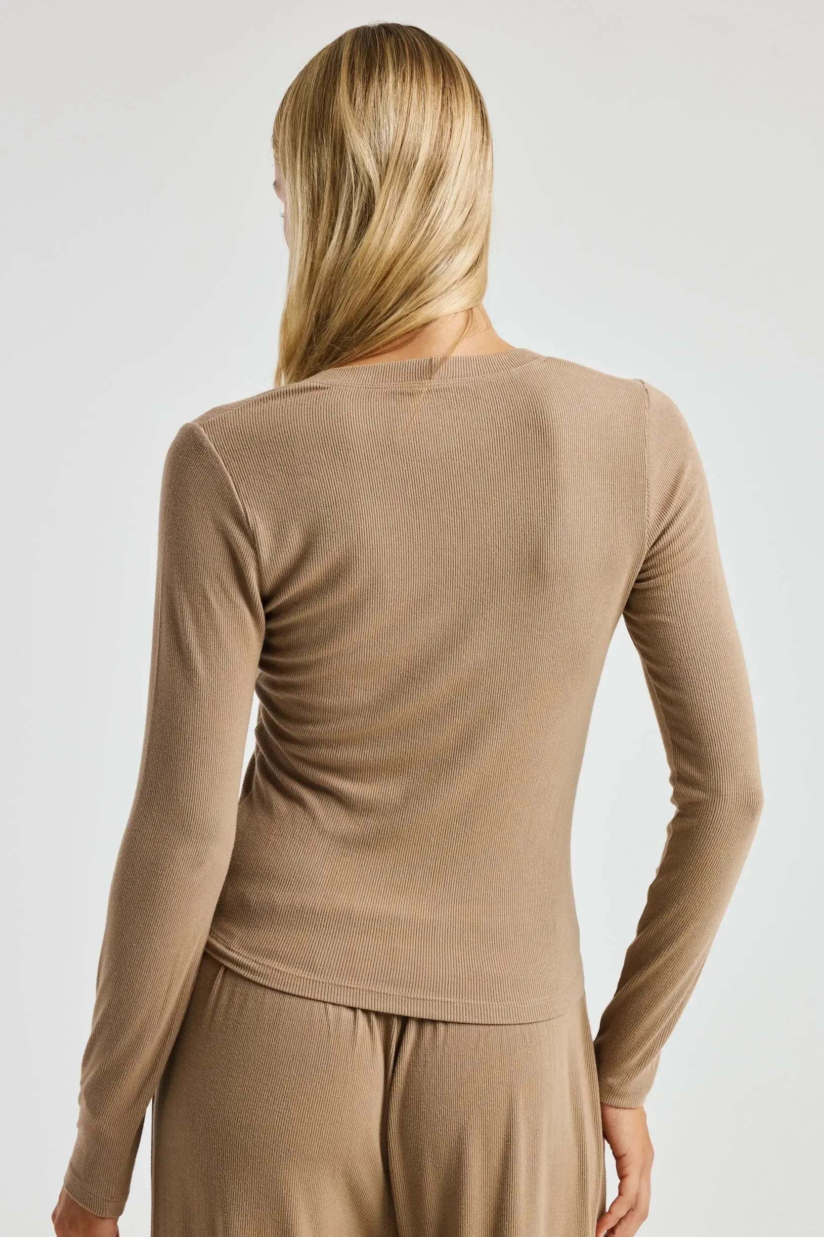 Scoopneck Longsleeve