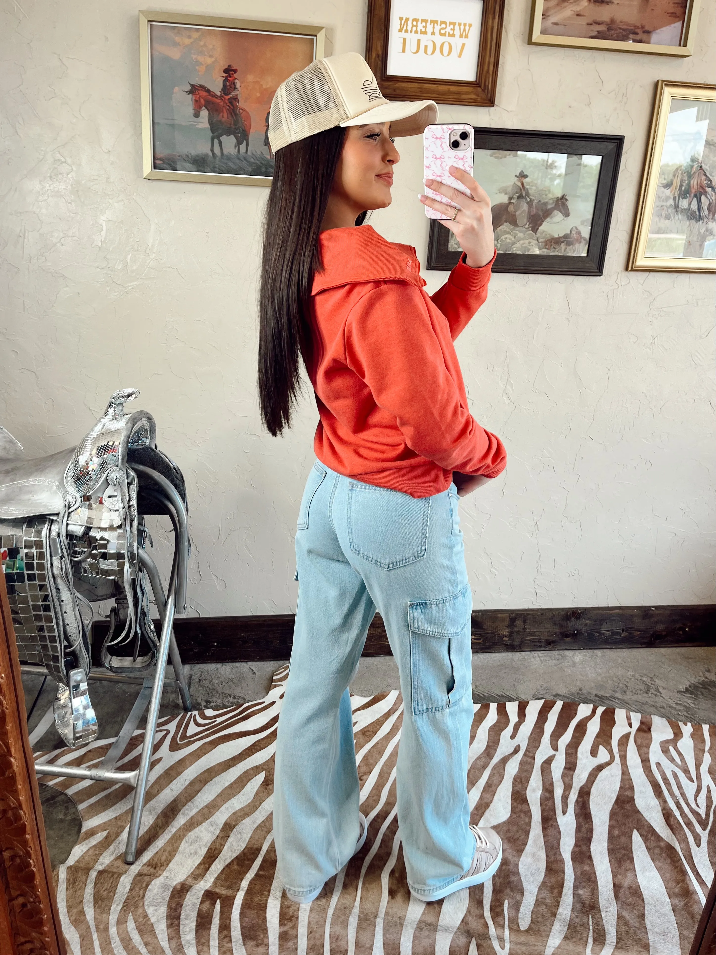 The Ariat Heather Baked Apple Fern Sweatshirt